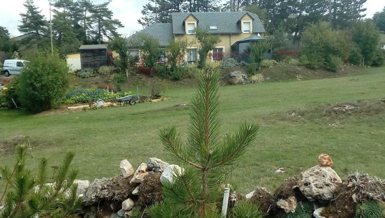 Chez Louis Chambres D'Hotes A La Ferme La Canourgue Zewnętrze zdjęcie