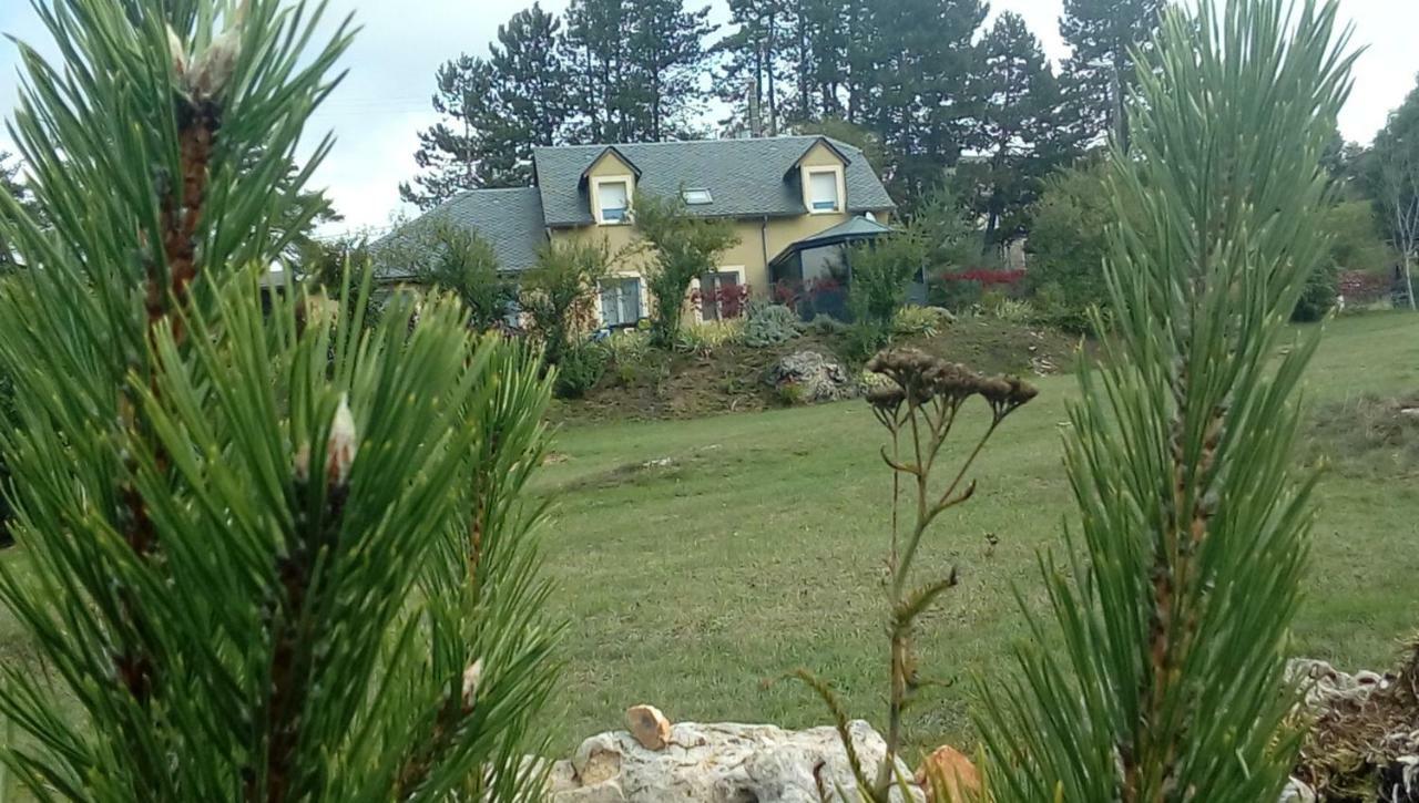 Chez Louis Chambres D'Hotes A La Ferme La Canourgue Zewnętrze zdjęcie